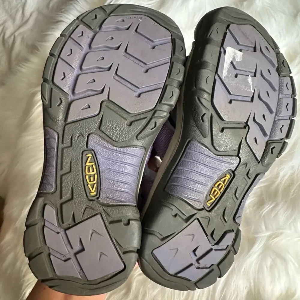 Keen purple/gray kid shoes